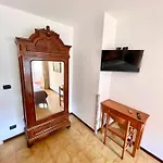 Camera Von Gloeden